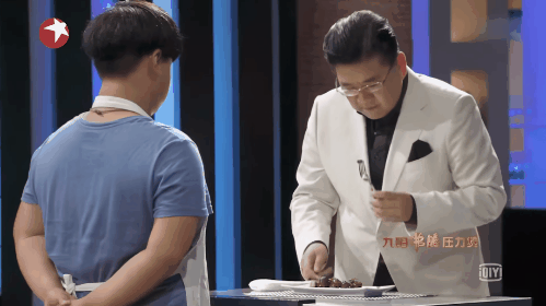 “九轉(zhuǎn)大腸”原綜藝：比吃答辯還要抽象10倍