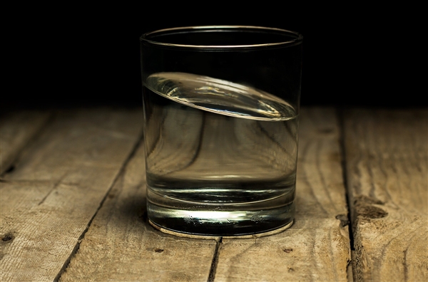 酒也分貴賤,？ 專家：洋酒就沒文化含量 中國酒文化才叫源遠(yuǎn)流